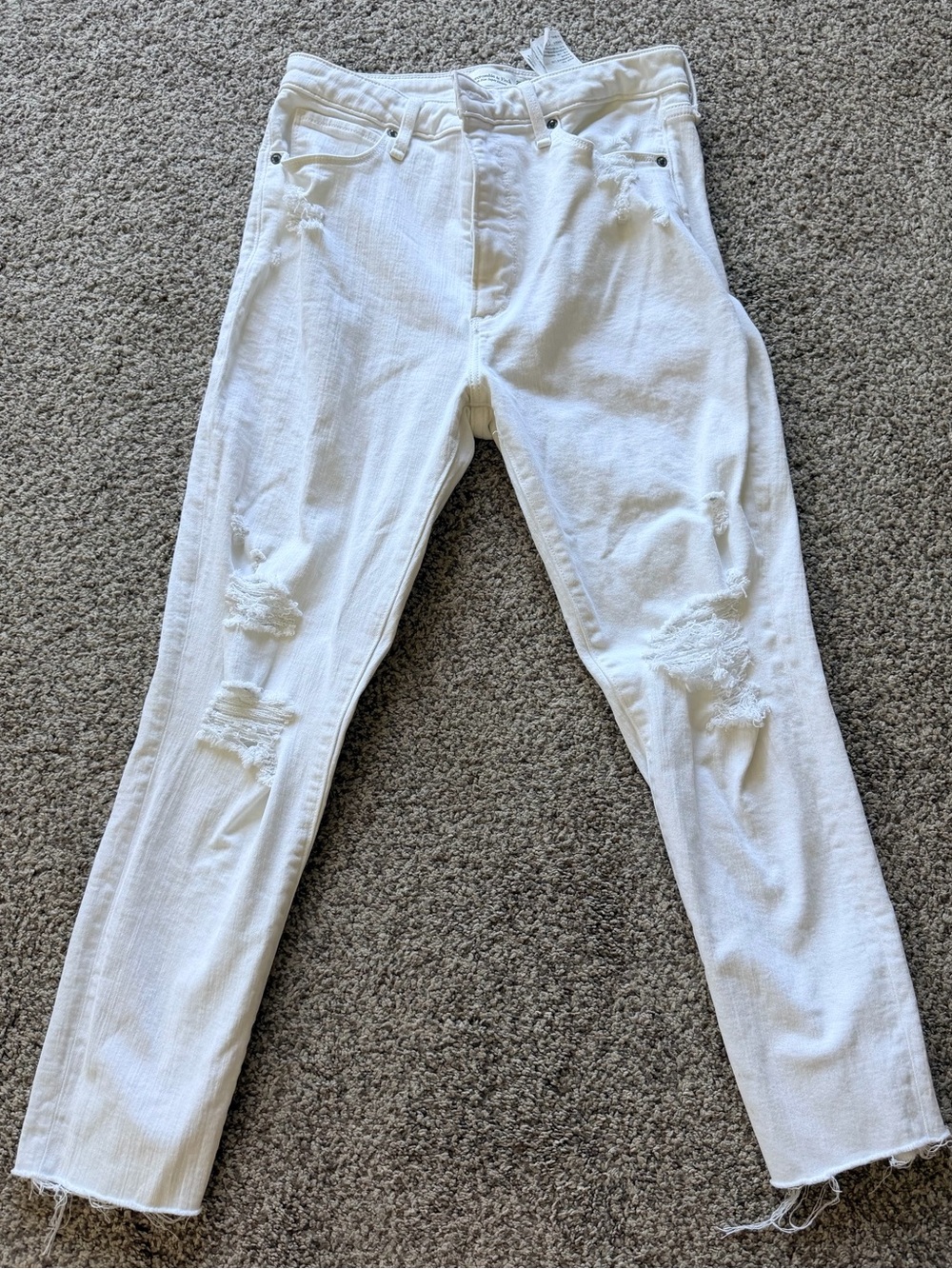 Abercrombie & Fitch Distressed Skinny Jeans